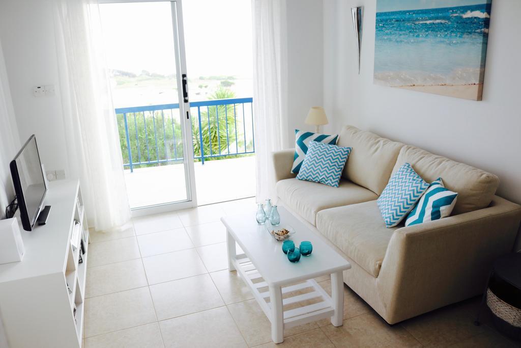Ikaria Village Sea View Apartament Pafos